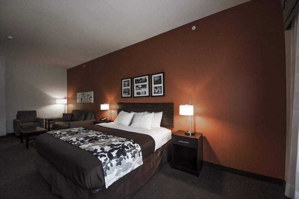 Sleep Inn&Suites Hennessey North Buitenkant foto