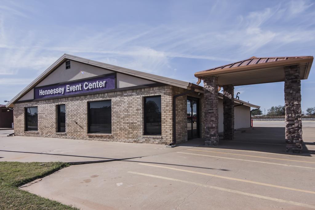 Sleep Inn&Suites Hennessey North Buitenkant foto